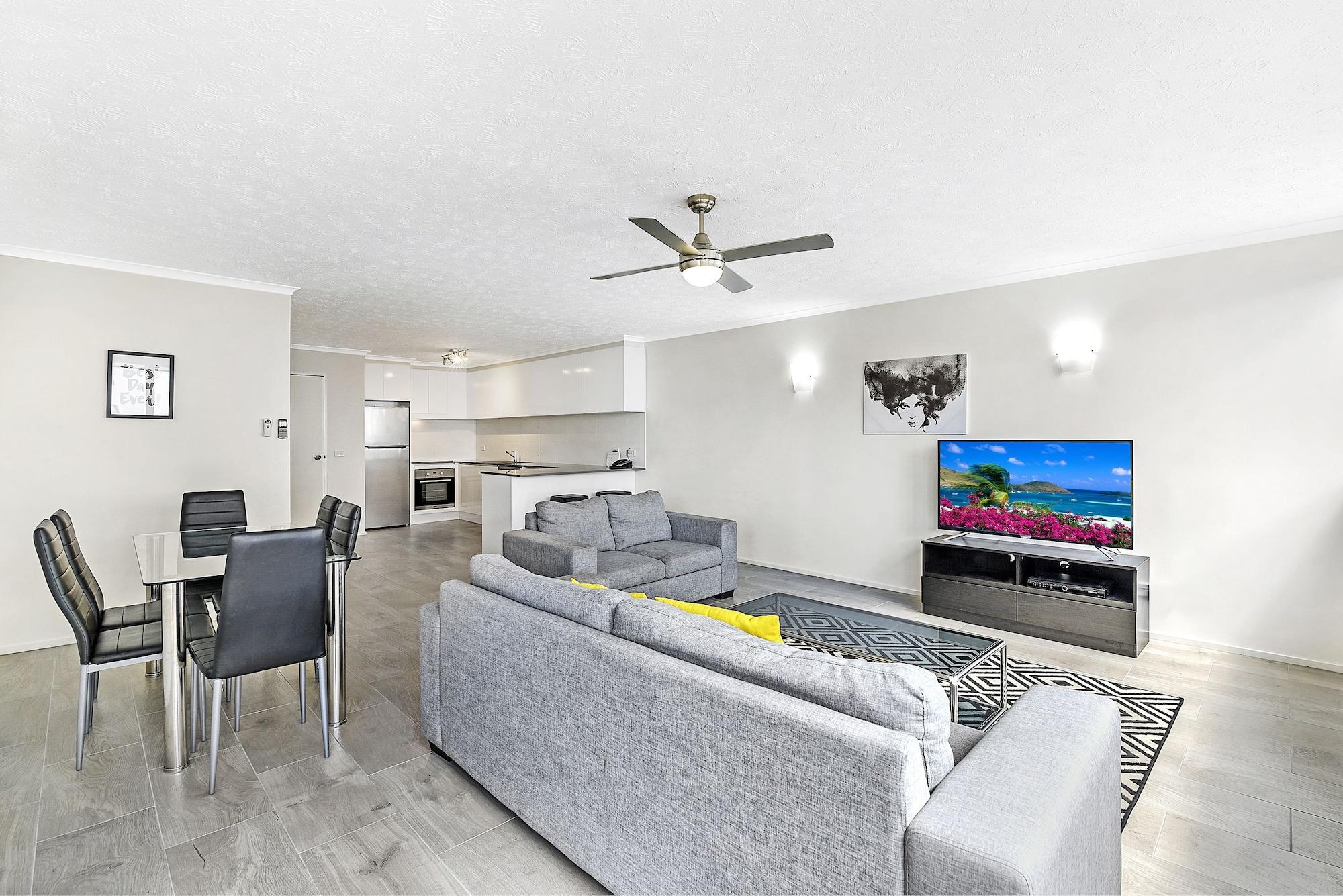 Broadbeach Travel Inn Apartments Gold Coast Exterior photo